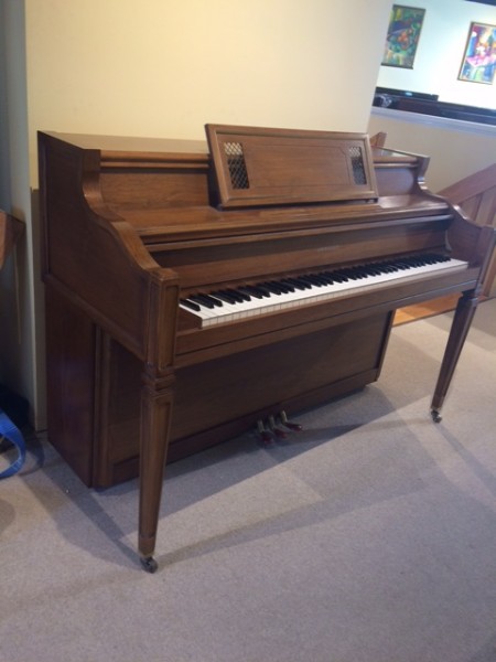 Janssen Console Piano in Massachusetts