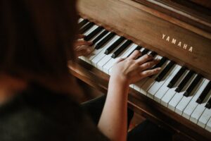 how to sell a piano fast