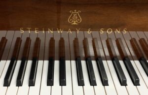 Steinway & Sons Piano Logo