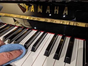 How to Clean a Piano Properly